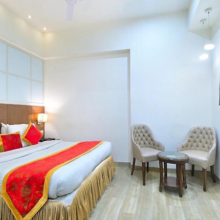 Hotel Hari Piorko - New Delhi Railway Station Exterior foto
