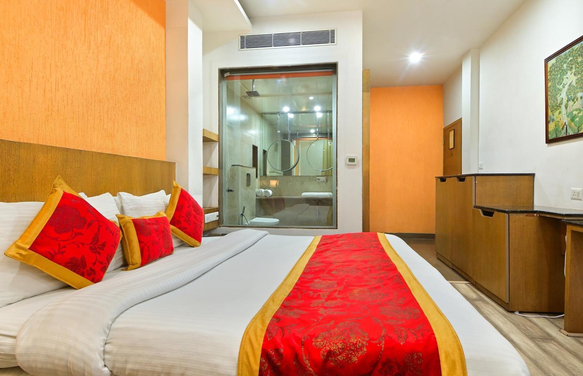 Hotel Hari Piorko - New Delhi Railway Station Exterior foto
