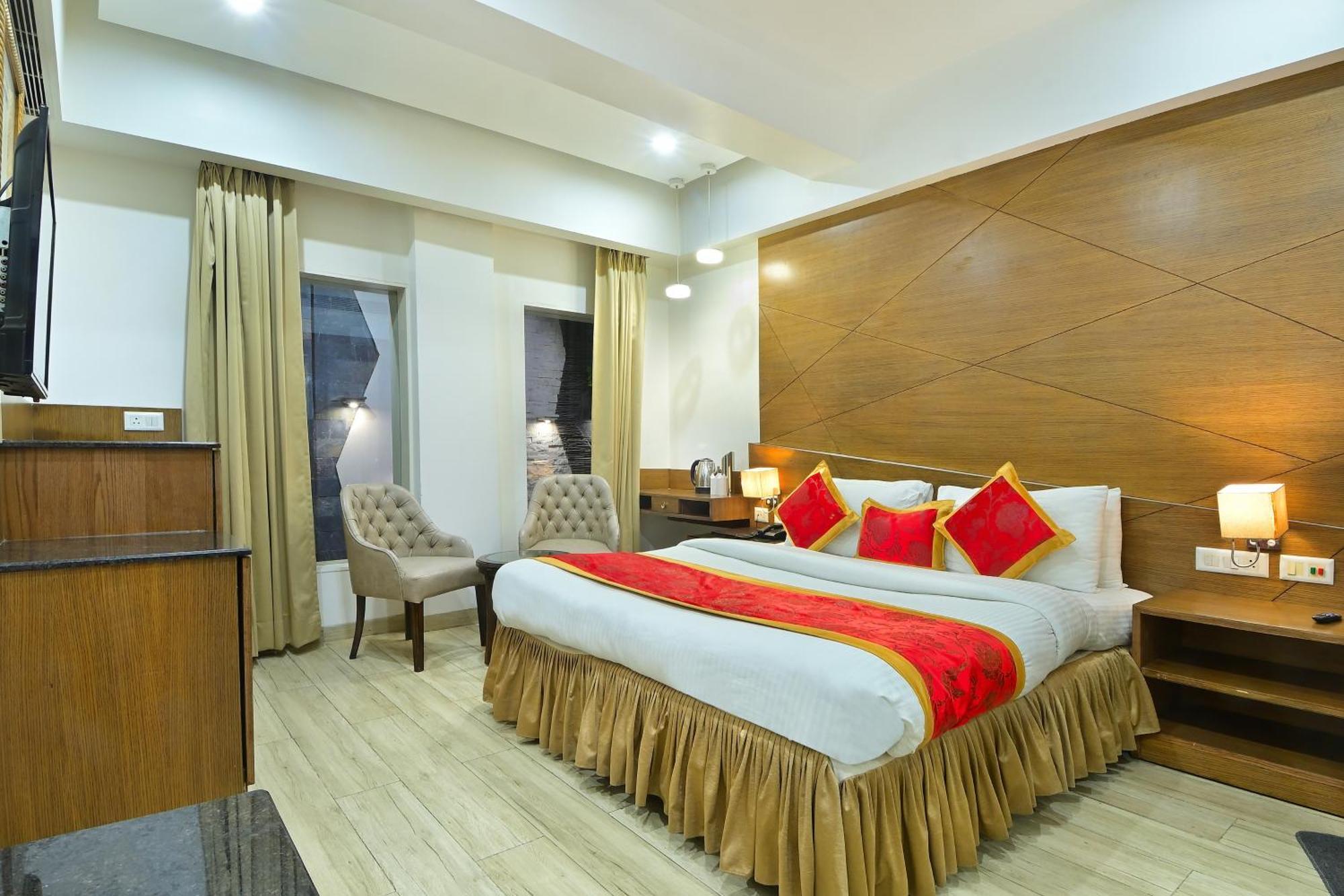 Hotel Hari Piorko - New Delhi Railway Station Exterior foto