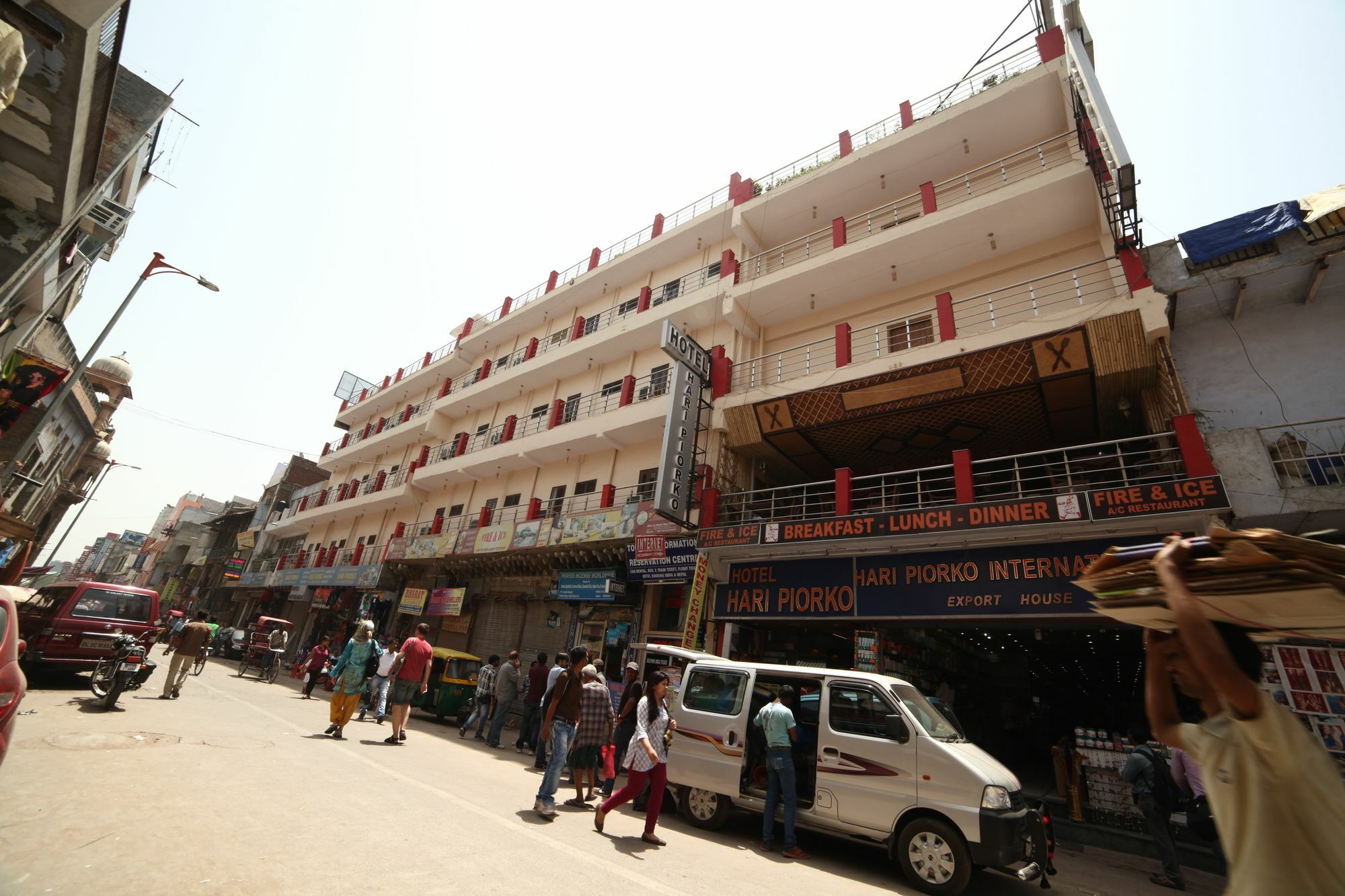 Hotel Hari Piorko - New Delhi Railway Station Exterior foto